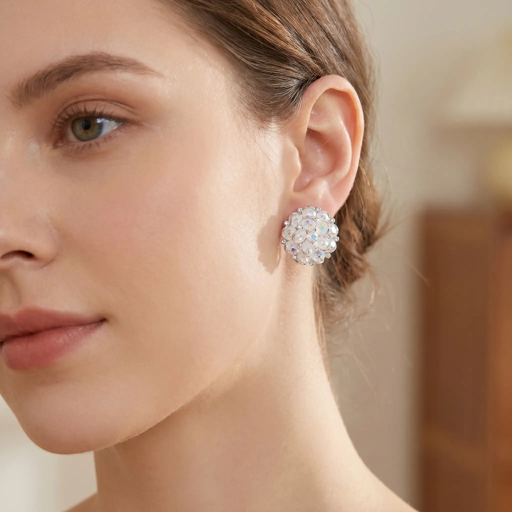 Lisizen Handmade Crystal Flower Earrings for Adults, Unique Fashion Gentle Versatile Elegant Light Luxury Minimalist Design, Feminine Bling Effect Ear Accessories, DZEH6067, Sparkling Ear Jewelry