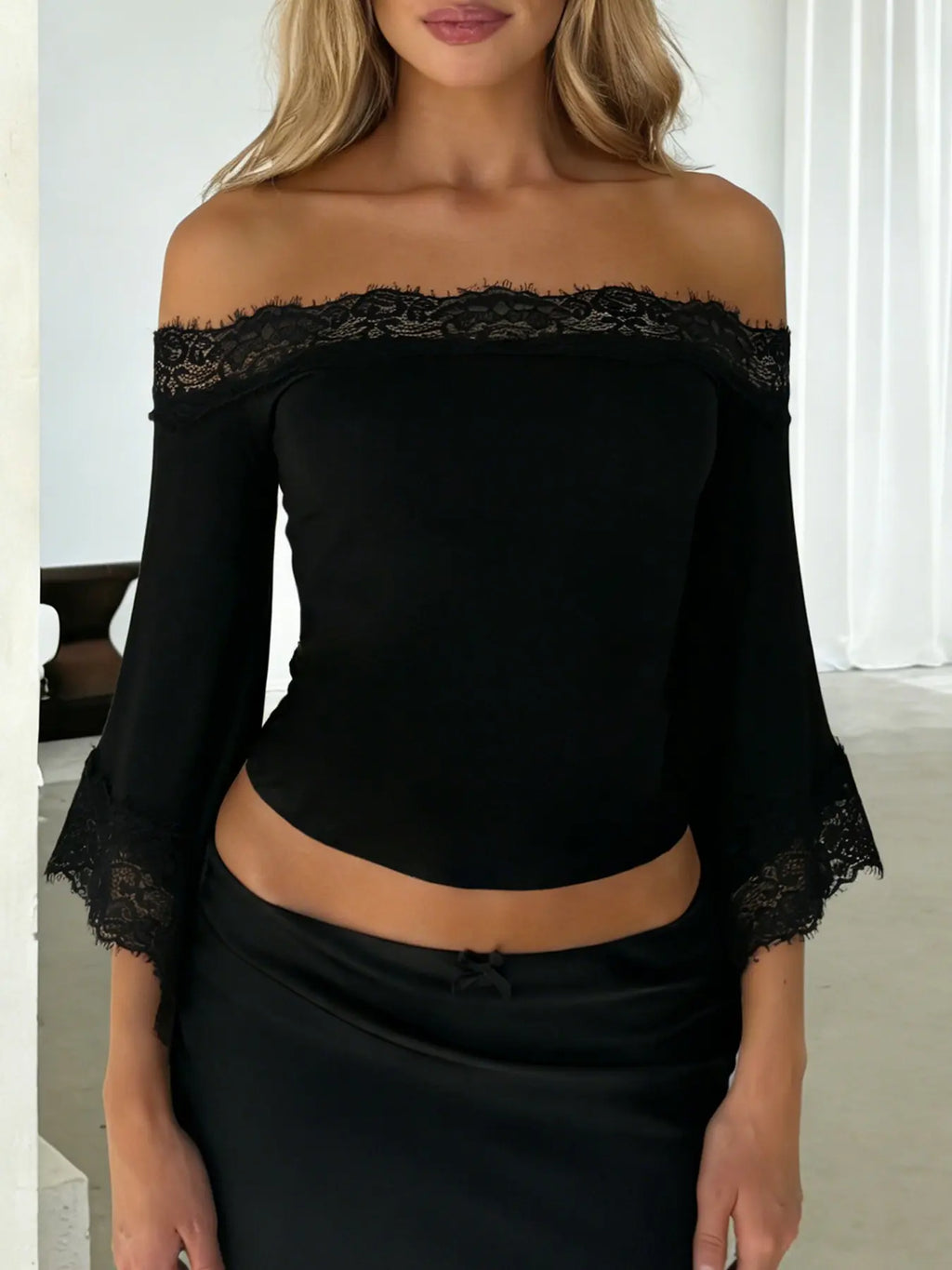 Lace Panel Off-Shoulder Flare Sleeve T-Shirt, Y2K Backless Sexy Crop Top for Spring & Summer, Vintage Elegant Women'S Fashion Black Top, Casual Classy Top, Cool Shirt